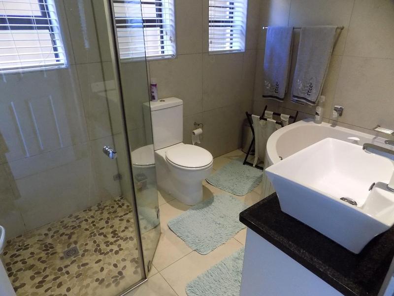 4 Bedroom Property for Sale in Monte Christo Western Cape